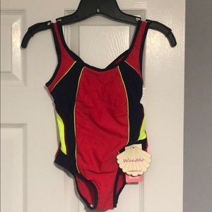NWT Wantdo One Piece Swim Suit Size 8